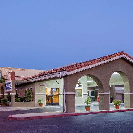 Travelodge By Wyndham Hemet Ca Kültér fotó
