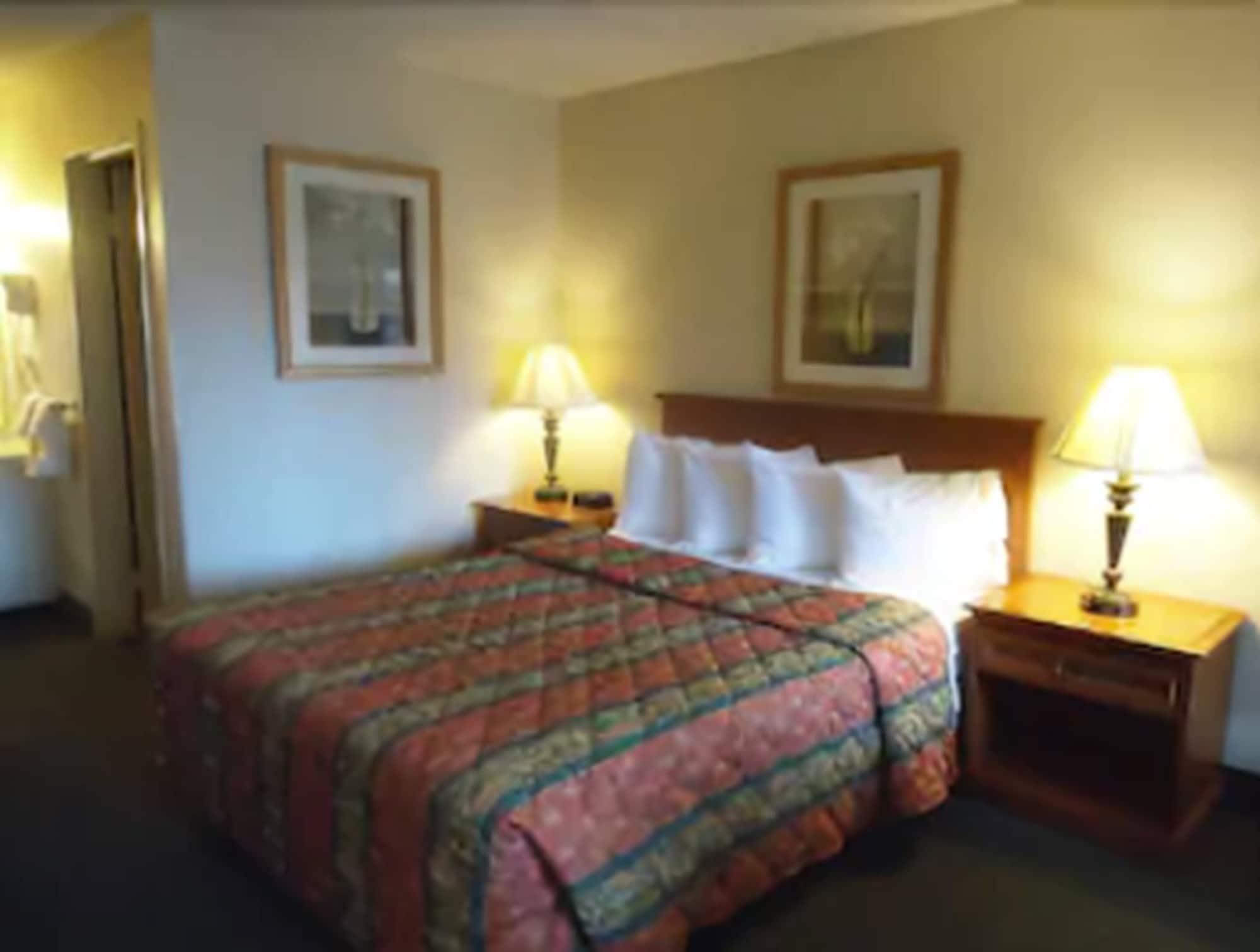 Travelodge By Wyndham Hemet Ca Szoba fotó