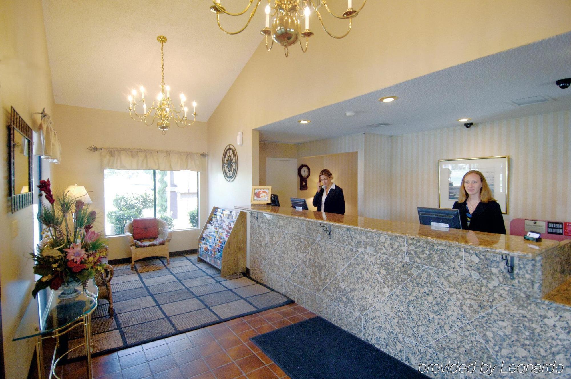 Travelodge By Wyndham Hemet Ca Beltér fotó
