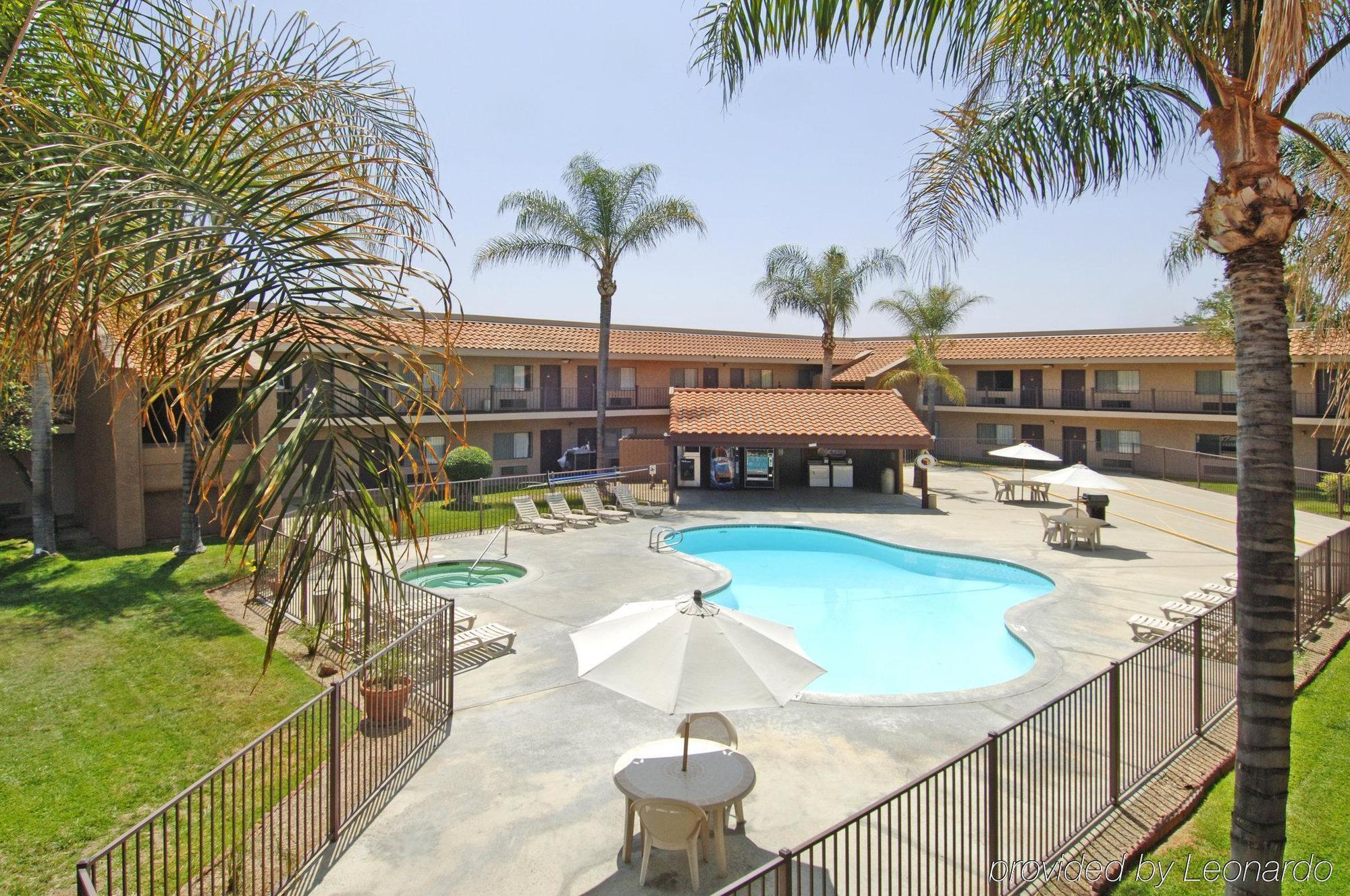 Travelodge By Wyndham Hemet Ca Kültér fotó